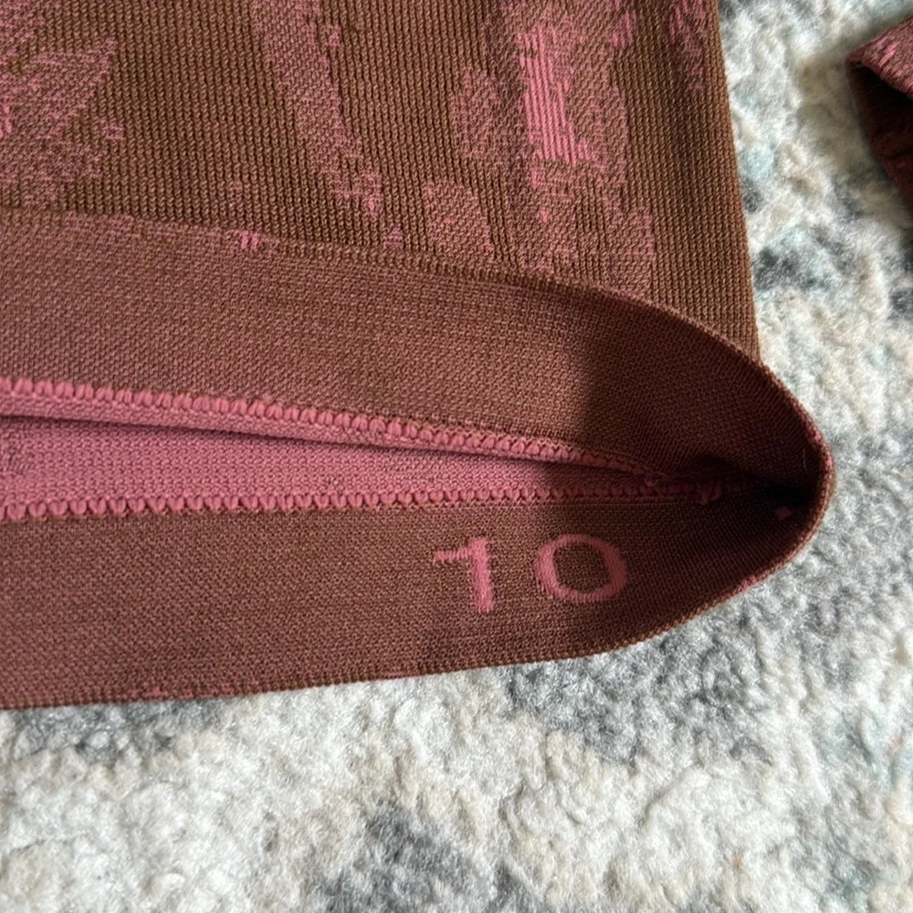 Lululemon Swiftly Tech Long Sleeve Top